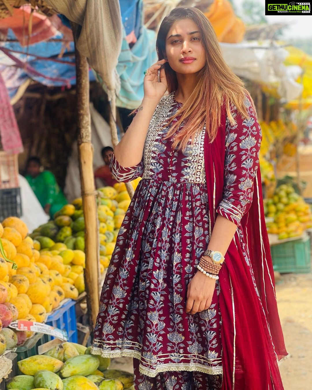 Shivani Narayanan Instagram - To Tirupati after 12 years Tirumala Tirupati Devasthanam, Andhra Pradesh, India