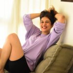 Shraddha Das Instagram - 💜 @burger.bae 📸 @snehzala Mumbai, Maharashtra