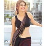 Shraddha Das Instagram - You, me, and a beautiful black saree 🖤😉 📸 @snehzala Styling : @artbyavnee Saree : @tantra_rj Jewellery : @aquamarine_jewellery Make up : @hareshwarp Hair : @gouriepatil #saree #blacksaree #sareelove #shraddhadas Mumbai, Maharashtra