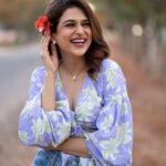 Shraddha Das Instagram - 🌸 📸 @krishnatejah Styling : @artbyavnee HMU : @nalini_ferns Top : @poppiclothing Jewellery : @blingvine #florals #lilac #shraddhadas Karimnagar, India