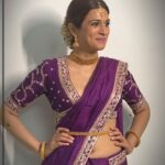 Shraddha Das Instagram - Dhee 14, traditional vibes 💜 Purple Saree : @kavithaguttaofficial @spiffypublicrelations Jewellery @silverqueenj Mint green saree : @seasonsmumbai Blue saree : @paaprikastore Styling : @artbyavnee , @thewandermannequin 📸 @krishnatejah , @sai_tejah Make up : @eshaasikka Hair : @anjali.ghag.980 Edit : @starframesofficial #saree #sareereels #dhee #reelsinstagram #shraddhadas Hyderabad India