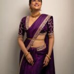 Shraddha Das Instagram - Dhee 14, traditional vibes 💜 Saree : @kavithaguttaofficial @spiffypublicrelations Jewellery @silverqueenj Styling : @artbyavnee , @thewandermannequin 📸 @krishnatejah , @sai_tejah Make up : @eshaasikka Hair : @anjali.ghag.980 #saree #southindiansaree #purplesaree #indianvibes #dhee #hyderabad #shraddhadas Hyderabad India