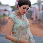 Shraddha Das Instagram – Dhee 14
📸 @krishnatejah 
Styling : @artbyavnee , @thewandermannequin 
Saree- @seasonsmumbai
Jewellery – @silverqueenj
Make up : @eshaasikka 
Hair : @anjali.ghag.980 

#saree #traditional #hyderabad #dhee #telugu #shraddhadas Hyderabad India