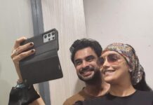 Shweta Menon Instagram - With #minnalmurali @tovinothomas .. surprise click by Surabhi lekshmi 💞 Kochi, India