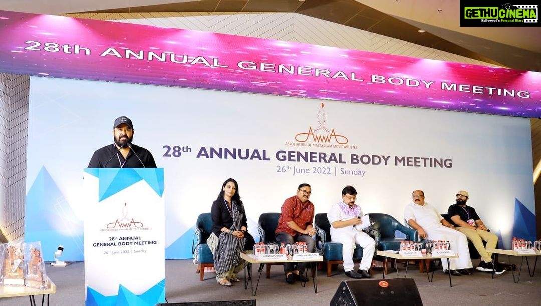 Shweta Menon Instagram - #AMMA @mohanlal @maniyanpillaraju @actor.sidhique @actor_jayasurya Kochi, India
