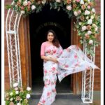 Sija Rose Instagram - Florals to my rescue 🌸🌼 . Attire : @khajuraho_boutique_ elegance . @_the_procrastiwriter_ Thanks for the click