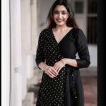 Sija Rose Instagram – All smiles ✨
.
Classy and casual attire from @zurimarket 
.
📷 : @anijajalan_stories Aluva, Kochi City