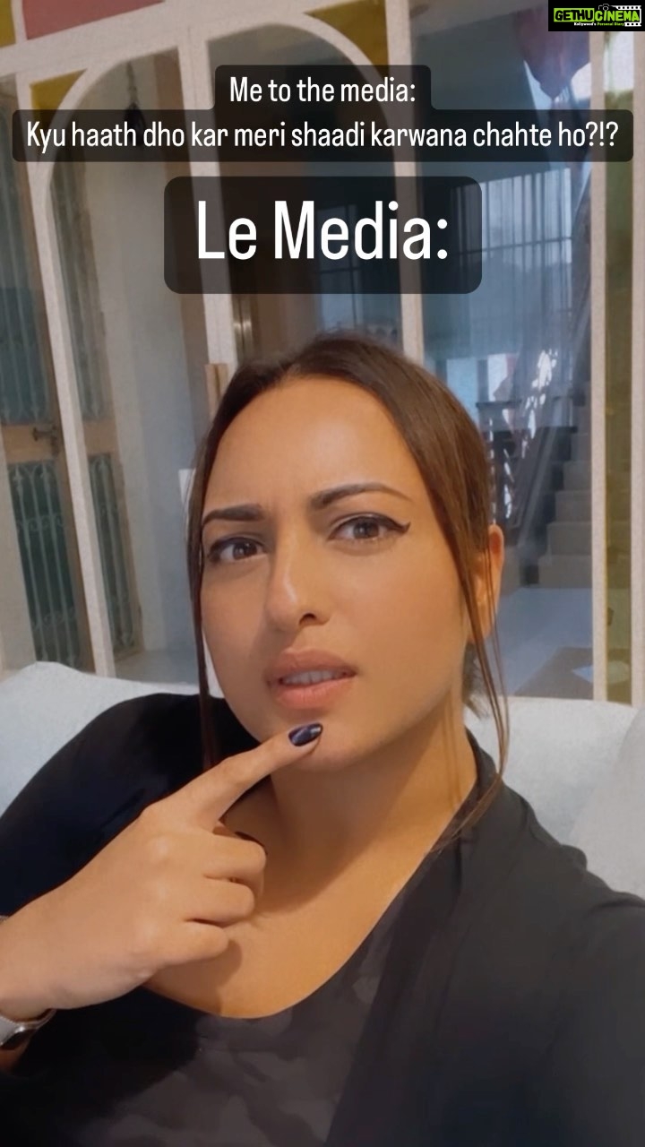 Sonakshi Sinha Instagram - Proposal, roka, mehendi, sangeet sab fix kar hi liya hai toh pls mujhe bata do.