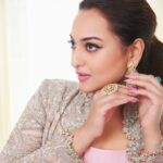 Sonakshi Sinha Instagram - This “Jugnu” from @itssoezi going so well with this Indian look!!! Cant deal. Wearing mine in medium/almond… customize yours now - LINK IN BIO 💅