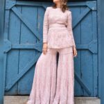 Sonali Bendre Instagram - Feeling pretty in pink 🌸💙 #DIDLilMasters