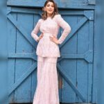 Sonali Bendre Instagram - Feeling pretty in pink 🌸💙 #DIDLilMasters