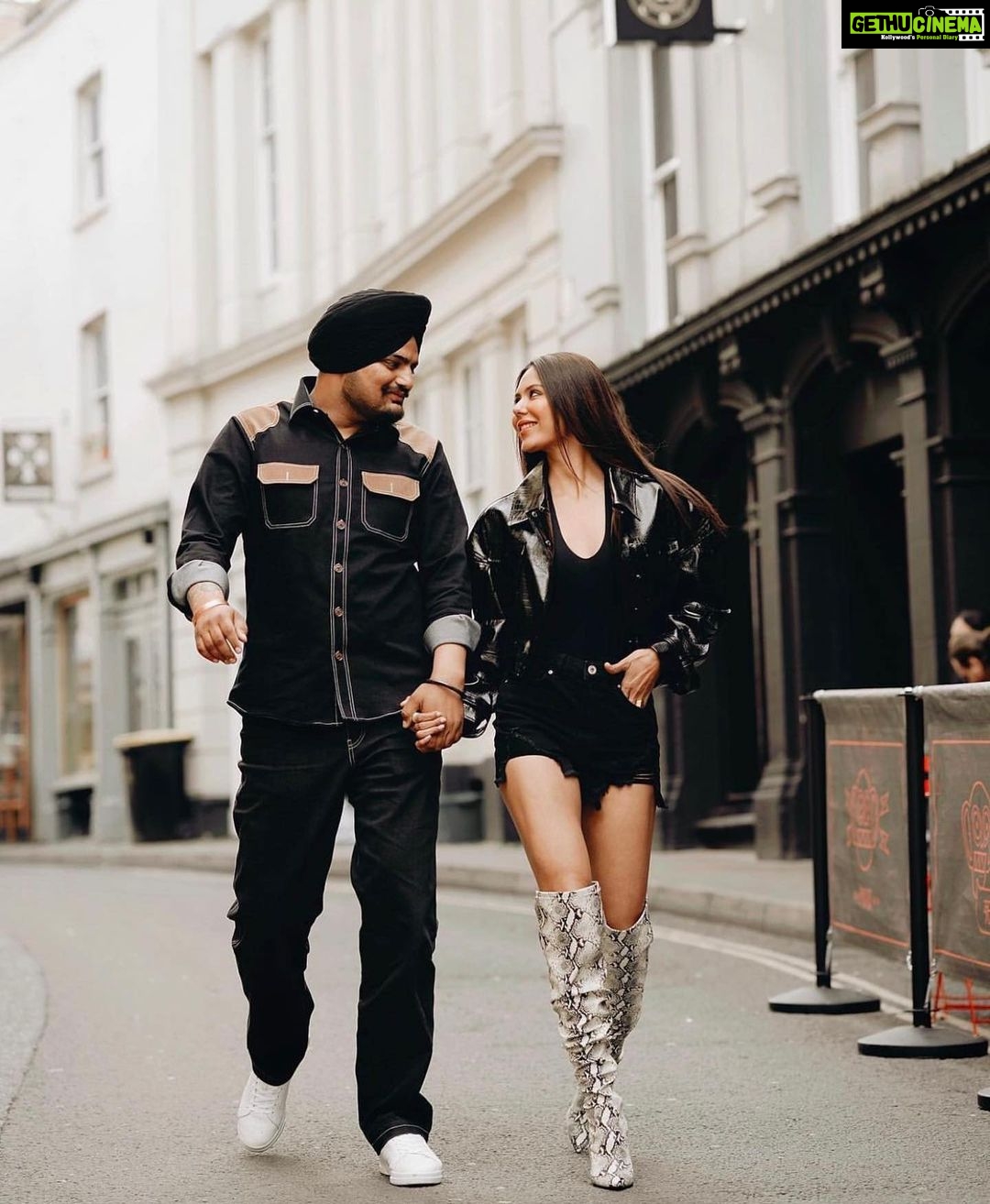 Sonam Bajwa - 1.1 Million Likes - Most Liked Instagram Photos