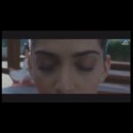 Sonam Kapoor Instagram – “Rolling with my OMies.” Yoga with your bestfriend pretty much goes like this, Always taking pangas and forever doing Surya Namaskars! Cc @shehlak_ @rheakapoor  @samyuktanair  @nikhilmansata  @perniaq @karishma one of my favourite scenes from #Aishathefilm Happy yoga day! 🧘‍♀️