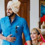 Sonam Kapoor Instagram – Happy happy birthday @arjunkapoor 15 days apart in birthdays So we’ve grown up hand in hand from childhood to adulthood. Love you brother. May you flourish and prosper because you deserve it all.