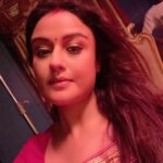Sonia Agarwal Instagram - #workmode #shoot #redsaree #soniaagarwal #sa