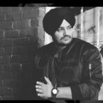 Sonia Mann Instagram - Sach Di Awaaj Edha Hi buland Rahegi | #justiceforsidhumoosewala #truth @sidhu_moosewala #justice #soniamann ✍🏻 @anjalikhurana1 Editing - Jatinder Singh and Gurdeep Singh @rababstudios