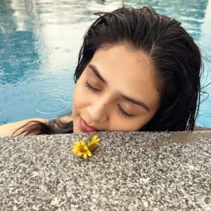 Sreemukhi Instagram - Is it weekend already?! 🖤