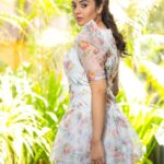 Sreemukhi Instagram - Summers! 🤍🖤 Styling @hemamanohar1 Outfit @anika_label PC @chinthuu_klicks Make up @nookesh.malla Hair @shivaji_makeup_studios #sreemukhi
