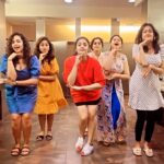 Sreemukhi Instagram - Girlssssssssss ❤️ @rj_ravali @manisha.eerabathini @sruthiranjani @ramyabehara @harika_narayan