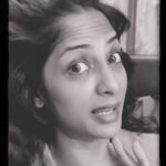 Sriya Reddy Instagram - This or that, as I gear up? Let me think… #knowmemore #gettingready #funtimes