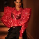 Sriya Reddy Instagram – Muse : @sriya_reddy 
Makeup : @makeupbyurmikaur 
Location :- @tajlandsend 

#movie #amazonprime #actress #southindianactress #sriyareddy #suzhalonprime #natural #dusky Taj Lands End, Mumbai