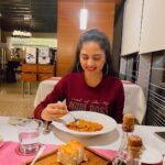 Srushti Dange Instagram - Double dinner scenario 🙍🏻‍♀️