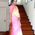 Suhasini Maniratnam Instagram - New home new vibe différent staircase différent courtyard same humans and Shelley Ponni. Missing Mythili Janaki
