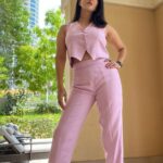 Sunny Leone Instagram - Love this suit set! By - @thefigureout Styist- @hitendrakapopara Assistant stylist - @tanyakalraaa