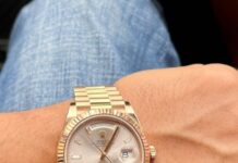 Suriya Instagram - A moment like this makes life beautiful! Thank you Anna for your #rolex @ikamalhaasan