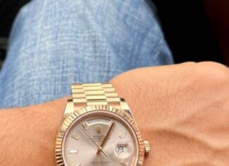Suriya Instagram - A moment like this makes life beautiful! Thank you Anna for your #rolex @ikamalhaasan