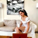 Taapsee Pannu Instagram - Days start like….. @airbnb @airbnb_in #TapcTravels #HappyTraveller #AirbnbPartner #LiveAnywhere