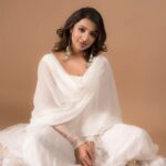 Tejaswi Madivada Instagram - Hey its me only ! @sarat.shetty back after a long different career.
