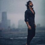 Thakur Anoop Singh Instagram - Bombay Rains, Me and the vibe 🌧💜♥️