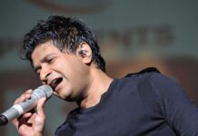 Thakur Anoop Singh Instagram - 💔💔💔 Inke gaane sunn sunn kar badaa hua !! Abhi Pata chala Kolkata ke concert main heart attack Se guzar gaye K K !! Bahot ajeeb sa dukh mehsoos ho raha hai! Yeh inki kalaakari hi thi jo shayad Kabhi na Milne par bhi inke jaane ka afsos mehsoos ho raha hai!! Yaad aayenge Woh pal! Miss you K K !! 💔 #Alvida