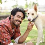 Thakur Anoop Singh Instagram - Wherever I see these beautiful god made creatures, I simply can’t resist taking them in my arms and deriving all their love and Purity !! Thanks @therahulsharmaphotography for these candid shots !! I support your organisation @farishteyindia and thank your mother for feeding thousands of these dogs everyday !!