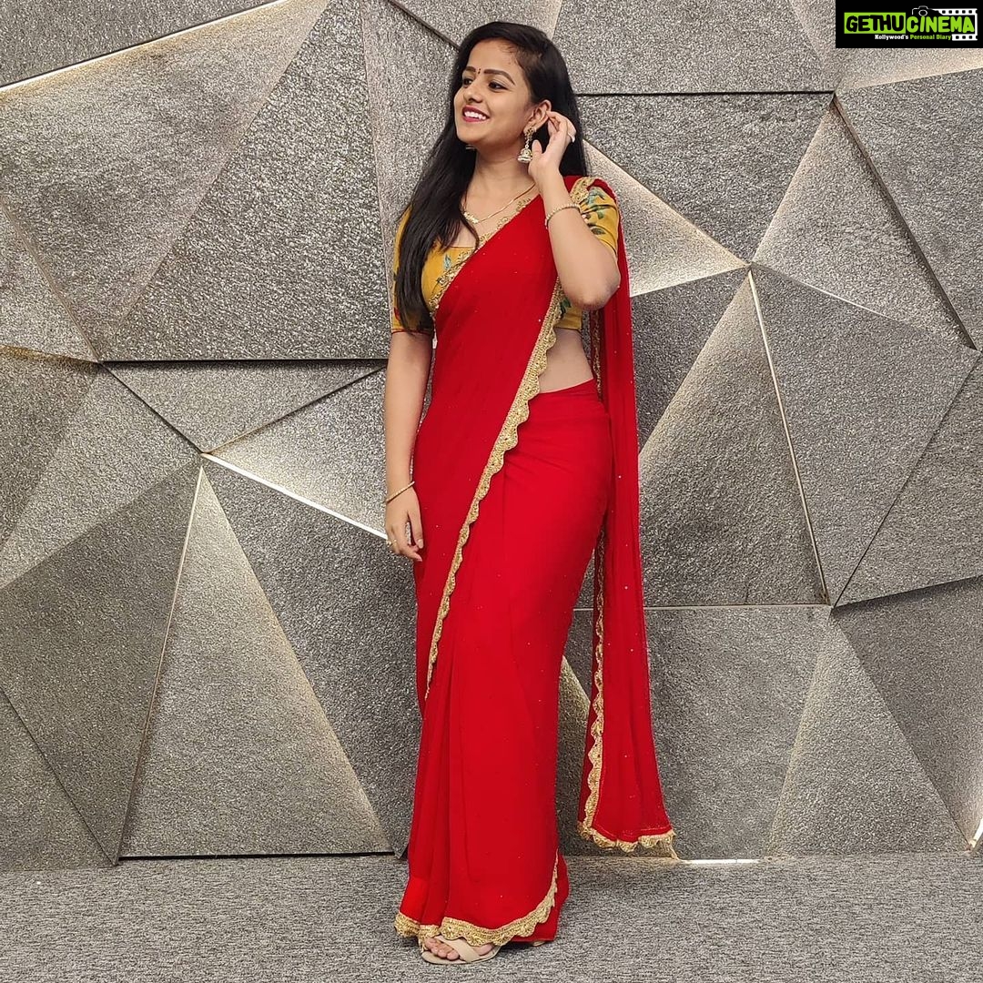 Vaishnavi Chaitanya Instagram - ❤️❤️❤️ Outfit : @elegant_threads_by_salma