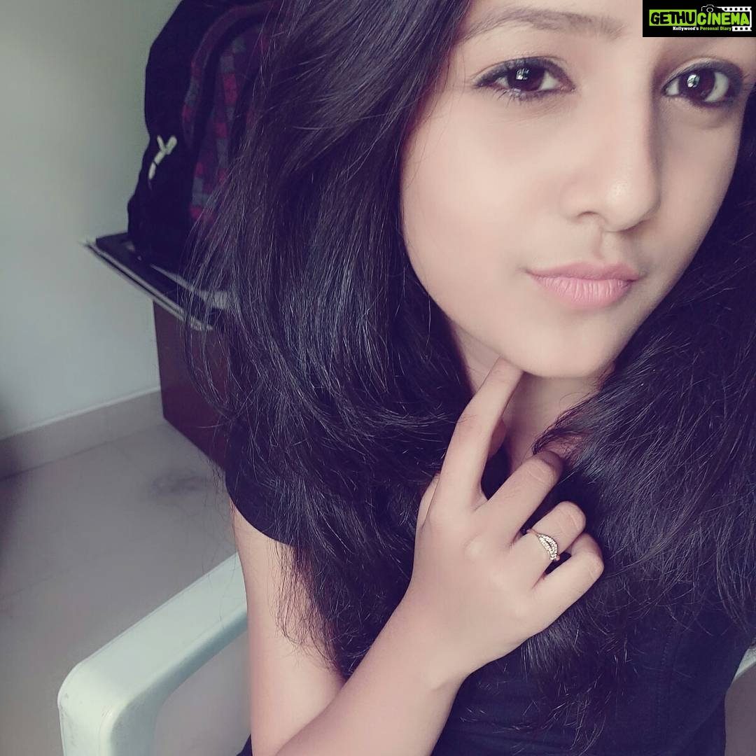 Vaishnavi Chaitanya Instagram - Lovely black 💝💖💗💕💞💓💟