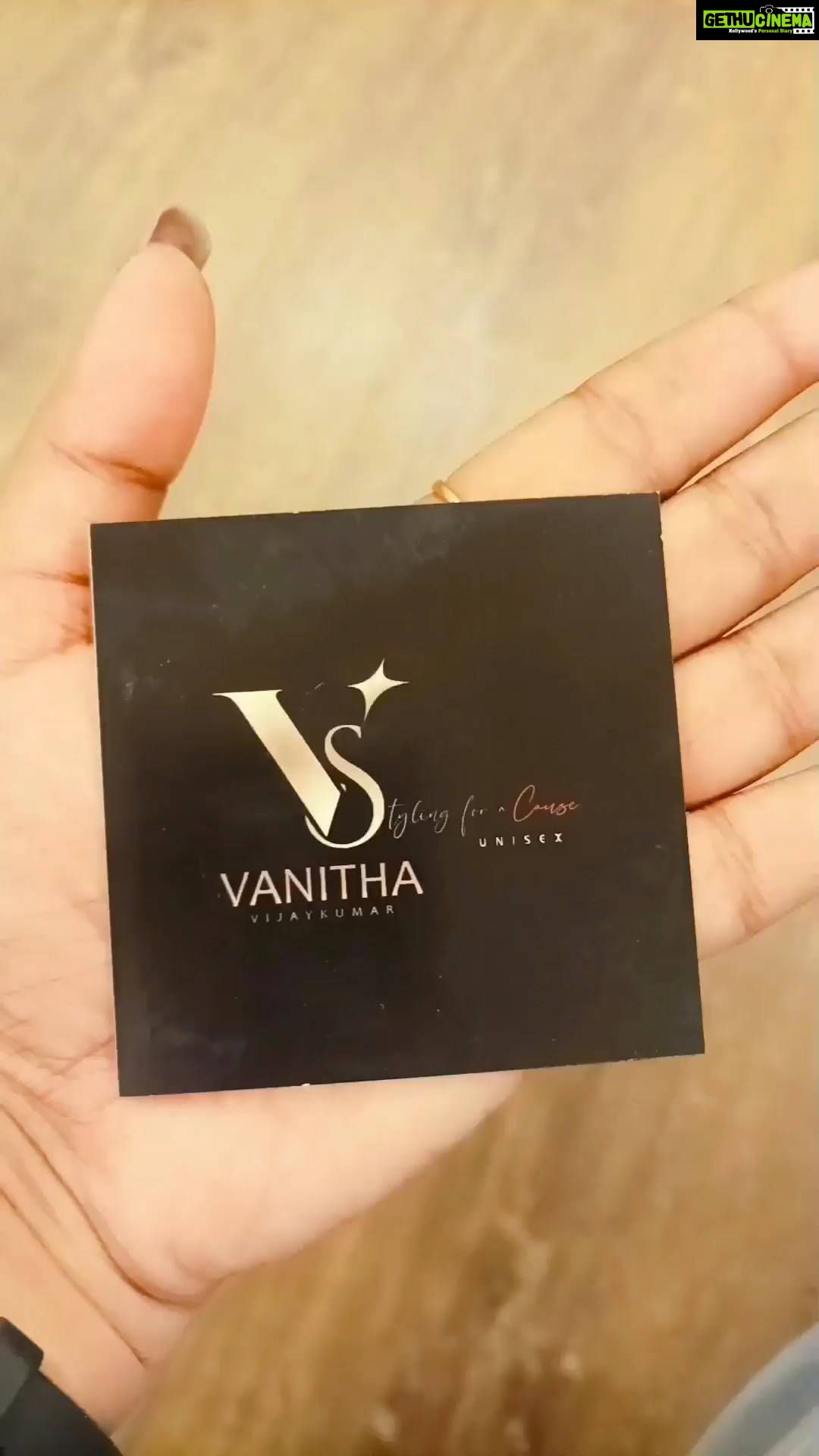 Vanitha Vijayakumar Instagram - Big oversized satin scrunchies clutchers to your hair💮 #vanithavijaykumarstyling #vanithavijaykumarstyling #hair #hairdo #hairdresser #classic #colorful #colour #colours #accessories #scrunchies #hairstyles #party #partytime #bracelet #shopping #onlineshopping #onlineshop #style #outfits #outfit #store #makeover #reelsinstagram #reelitfeelit #reelsvideo #reels #reelkarofeelkaro #reelsindia #instagram Khader Nawaz Khan Road