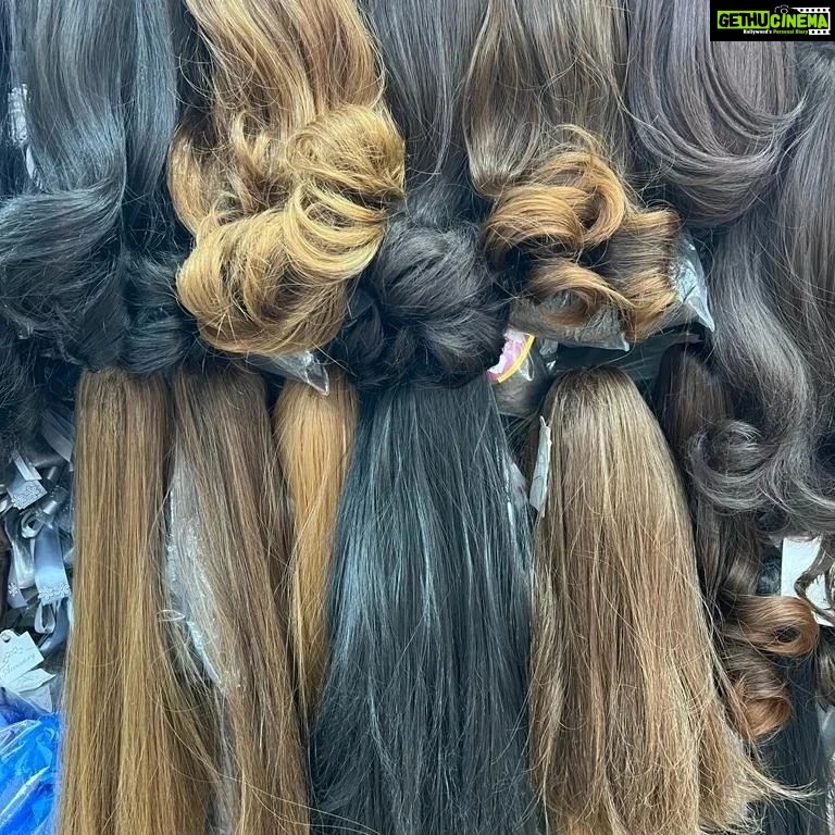Vanitha Vijayakumar Instagram - 👩🏻Full wigs 👩🏻🦱hair extensions 👧🏻clip on pony tails 👩🏻🦳available in various colours, cuts and textures 💁🏻♀️easy to use and easy maintenance 🙅🏻♀️very cost effective 💆🏻♀️we have for personal use to buy and also for rentals & shoots, events etc... #vanithavijaykumarstyling #vanithavijaykumarstudios #hairwigs #extensions #classic #colorful #colour #colours #accessories #party #shopping #onlineshopping #onlineshop #style #outfits #outfit #store #makeover #instagram #hair #hairstyle #hairstyles #wig #wigs #picoftheday #pictureoftheday #outfitoftheday #haircolor Khader Nawaz Khan Road