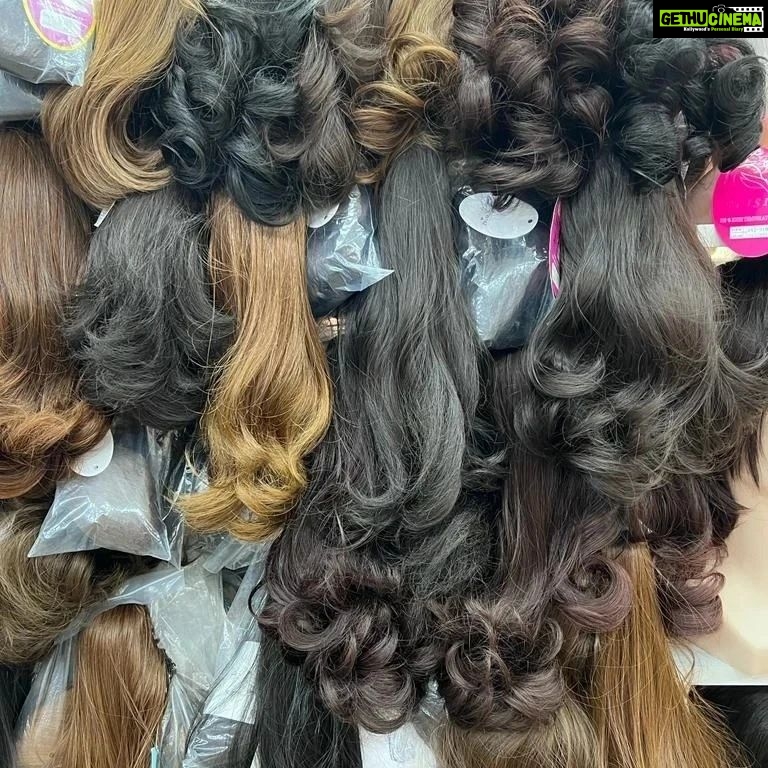 Vanitha Vijayakumar Instagram - 👩🏻Full wigs 👩🏻🦱hair extensions 👧🏻clip on pony tails 👩🏻🦳available in various colours, cuts and textures 💁🏻♀️easy to use and easy maintenance 🙅🏻♀️very cost effective 💆🏻♀️we have for personal use to buy and also for rentals & shoots, events etc... #vanithavijaykumarstyling #vanithavijaykumarstudios #hairwigs #extensions #classic #colorful #colour #colours #accessories #party #shopping #onlineshopping #onlineshop #style #outfits #outfit #store #makeover #instagram #hair #hairstyle #hairstyles #wig #wigs #picoftheday #pictureoftheday #outfitoftheday #haircolor Khader Nawaz Khan Road
