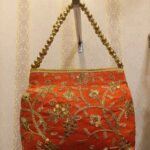 Vanitha Vijayakumar Instagram - 👀COME CLOSE👀 to admire the stunning intricate details of these handy hand bags👜 #vanithavijaykumarstyling #outfitoftheday #outfit #outfits #women #womensfashion #girl #girls #style #styling #stylist #fashion #ootd #picoftheday #pictureoftheday #dress #accessories #makeover #onlineshopping #onlineshop #boutique #boutiqueshopping #boutiquefashion Khader Nawaz Khan Road