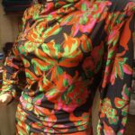 Vanitha Vijayakumar Instagram - Bright floral Rib neck long sleeve mini dress🌺 #vanithavijaykumarstyling #outfitoftheday #outfit #outfits #women #womensfashion #girl #girls #style #styling #stylist #fashion #ootd #picoftheday #pictureoftheday #dress #accessories #makeover #onlineshopping #onlineshop #boutique #boutiqueshopping #boutiquefashion Khader Nawaz Khan Road
