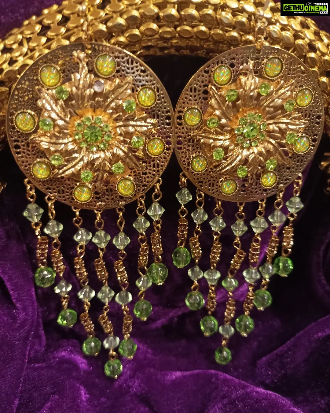 Vanitha Vijayakumar Instagram - MULTITUDINOUS CRYSTAL EARRINGS💎 these amazing hanging earrings are definitely going to upgrade your style! #vanithavijaykumarstyling #vanithavijaykumarstyling #hair #hairdo #hairdresser #classic #colorful #colour #colours #accessories #picoftheday #hairstyles #party #partytime #pictureoftheday #shopping #onlineshopping #onlineshop #style #outfits #outfit #store #makeover #reelsinstagram #reelitfeelit #reelsvideo #reels #reelkarofeelkaro #reelsindia #instagram Khader Nawaz Khan Road