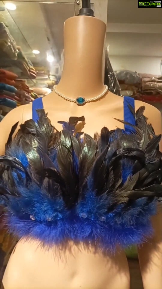 Vanitha Vijayakumar Instagram - Fluffy feathered tank top & feathered eye mask collections🪶🎭 #vanithavijaykumarstyling #vanithavijaykumarstyling #hair #hairdo #hairdresser #classic #colorful #colour #colours #accessories #scrunchies #hairstyles #party #partytime #funky #shopping #onlineshopping #onlineshop #style #outfits #outfit #store #makeover #reelsinstagram #reelitfeelit #reelsvideo #reels #reelkarofeelkaro #reelsindia #instagram Khader Nawaz Khan Road