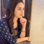 Vidhya Instagram - 🥸😬