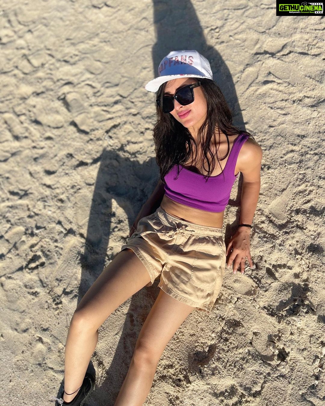 Vidisha Instagram - This is my resting beach face !! Peace out beaches !!😛 . . . . . #takeabreak #beachtime #vacaymode #traveller #wanderer #travelwithvidisha #sandandsea #sunsoaked #gypsysoul #vidisha #vidishasrivastava #ileauxcerfs #mauritius Île aux Cerfs