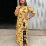 Vidyulekha Raman Instagram - 🦓🐆 . . Styled by - @paviiiee_08 Top - @lopa_tailoring_and_embroidery @vijaytelevision @mediamasons #cwc #cwc3 #cookwithcomali #cookwithcomali3 #cookuwithcomali #cookuwithcomali3 #vijaytvshow #vijaytelevision #vijaytv #vidyuraman #cookwithcomalividyu