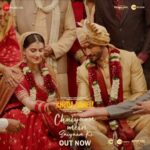 Vidyut Jammwal Instagram – Listen to #ChaiyaanMeinSaiyaanKi right away! SONG OUT NOW. Excited to share it! 

@shivaleekaoberoi @farukkabir9 @mithoon11 @aseeskaurmusic @jubin_nautiyal @keshvanandmusic @kumarmangatpathak @abhishekpathakk @zeestudiosofficial @panorama_studios @zeemusiccompany @zeecinema @zee5 @actionherofilms