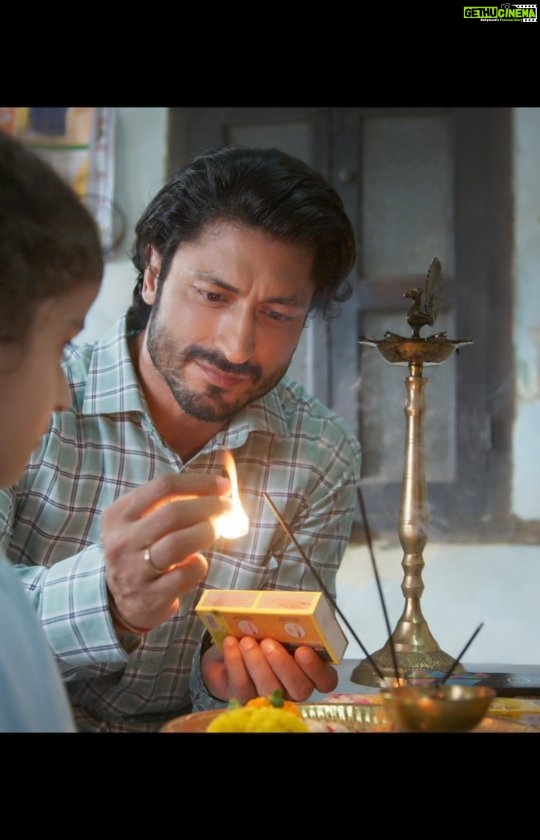 Vidyut Jammwal Instagram - Trailer OUT NOW! #KhudaHaafizChapter2AgniPariksha In Cinemas on 08 July 2022 Link in bio @shivaleekaoberoi @farukkabir9 @kumarmangatpathak @abhishekpathakk @zeestudiosofficial @panorama_studios @actionherofilms