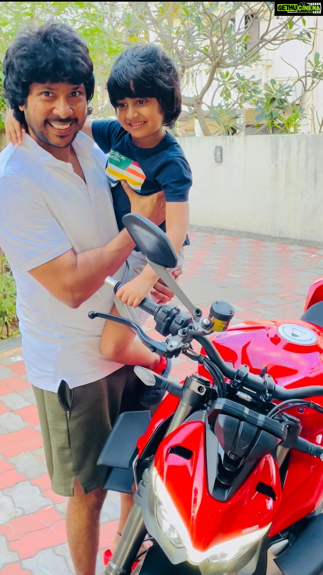 Vijayalakshmi - 40.3K Likes - Most Liked Instagram Photos